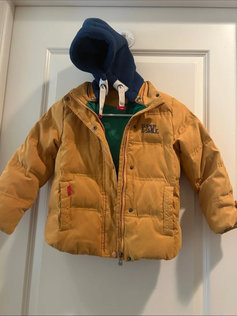 YNF Dock Feather Golden Mustard ZipUp Snaps Puffer Jacket Hood size 120 (5-7yrs)